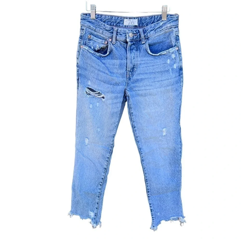 Free People We The Free Good Times Distressed Relaxed Jeans Size 26 Frayed Hem